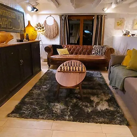 Holiday home Les Pierres Blondes