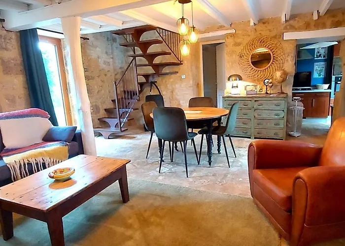 Les Pierres Blondes Groléjac