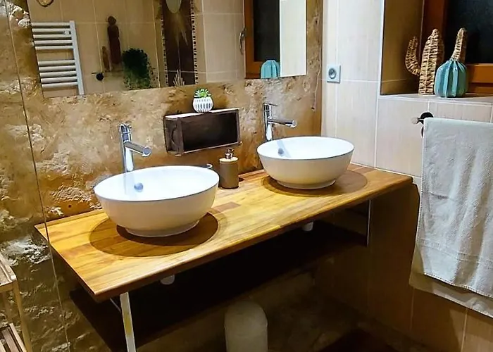 Les Pierres Blondes *